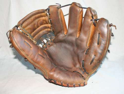 Nelson Fox Sonnett NF Front